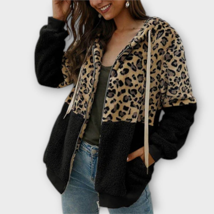 Lea - Fleece mikina s kapucí a leopardím designem