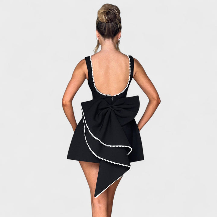 CARRIE – Mini šaty se stříbrnou stuhou